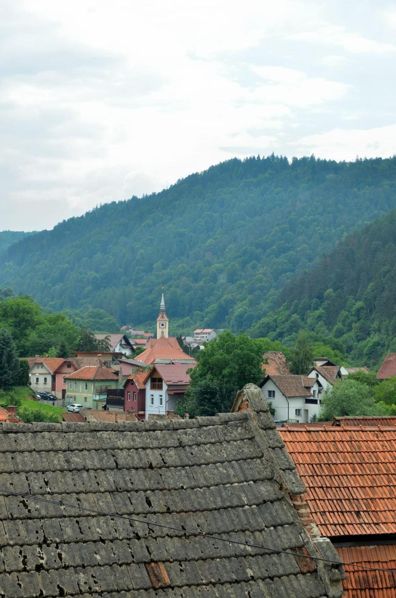 Casa Chiper - Attic Apartment With View Brasov Ngoại thất bức ảnh